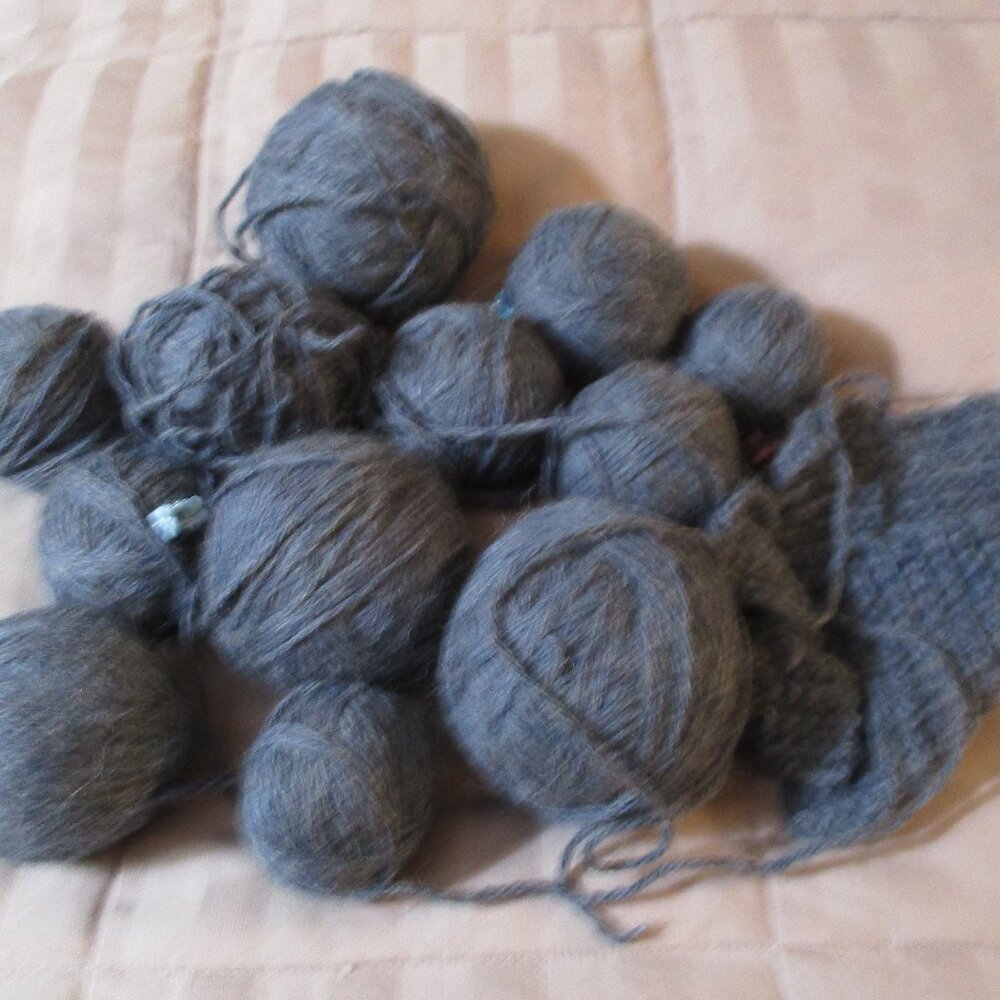 Lot of Yarn Balls Unbranded Crochet Crafts GreyBlue